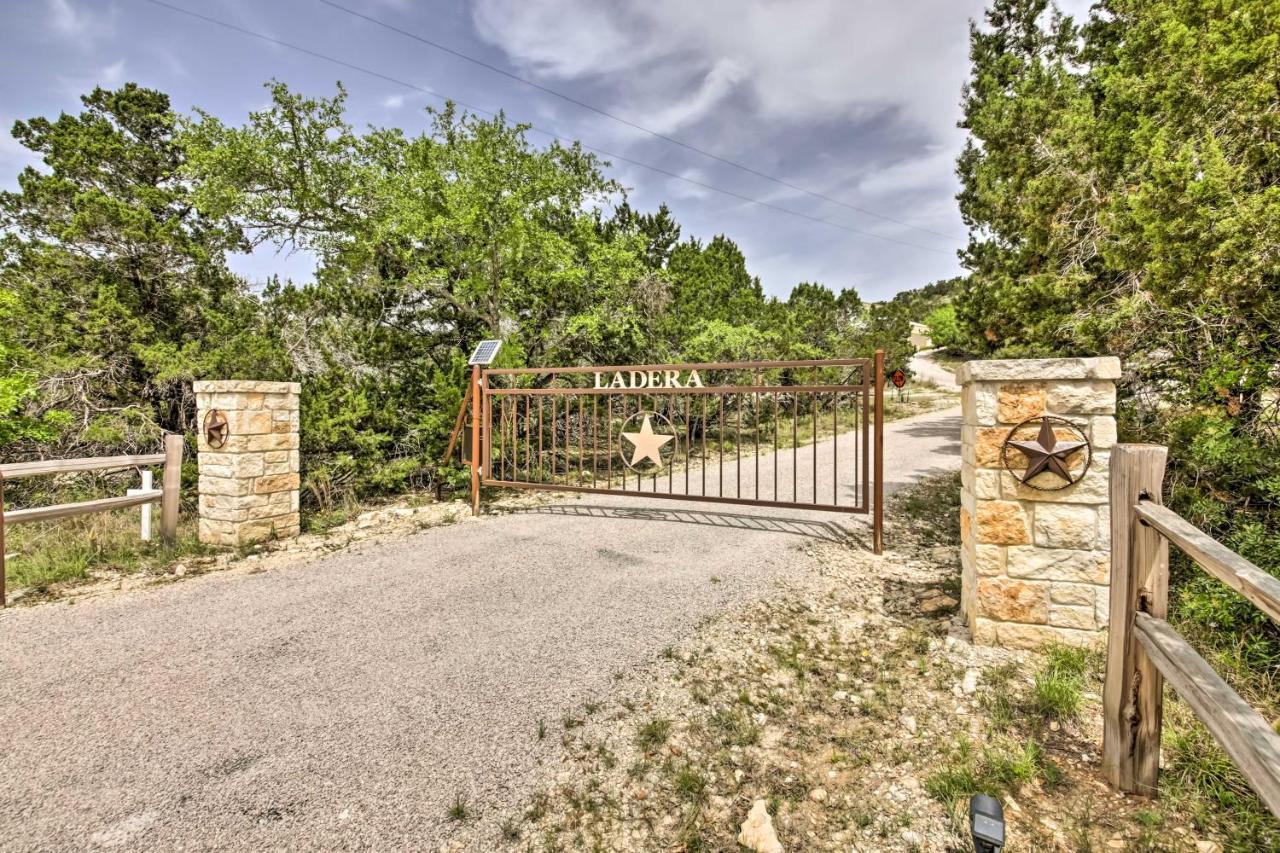 Ladera Wimberley Estate On 13 Acres With Hot Tub Villa Luaran gambar