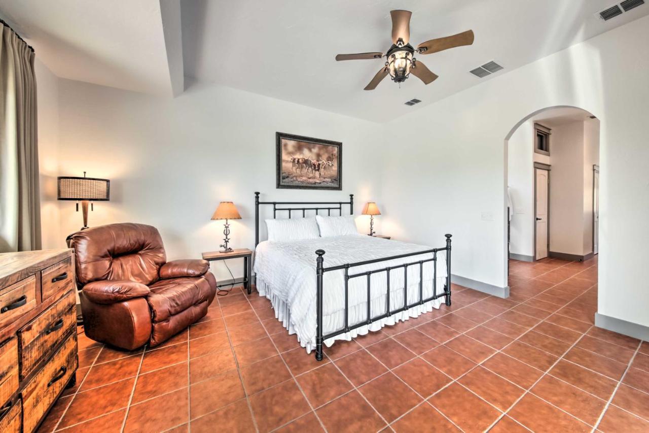 Ladera Wimberley Estate On 13 Acres With Hot Tub Villa Luaran gambar