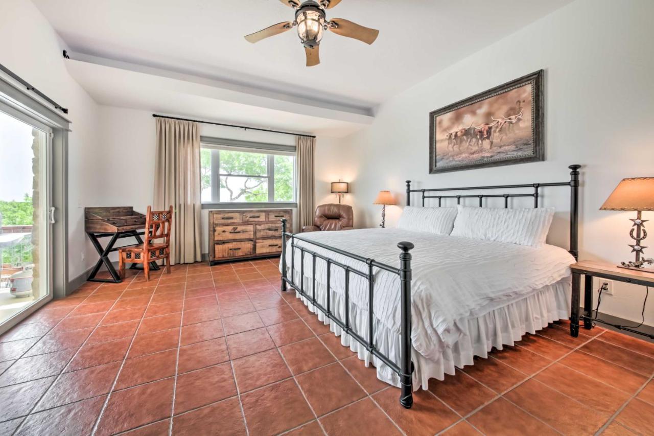 Ladera Wimberley Estate On 13 Acres With Hot Tub Villa Luaran gambar